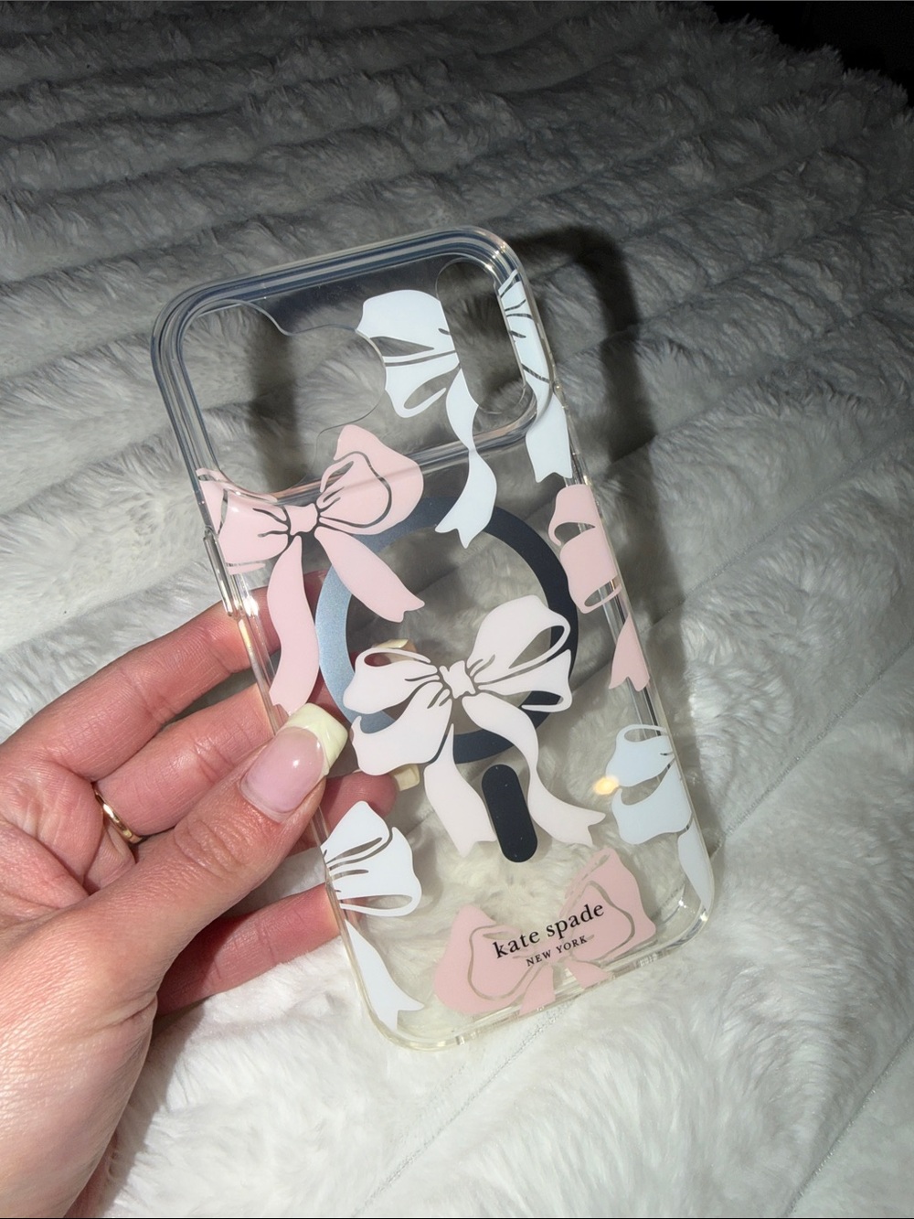 kate spade Clear Phone Case with Pink & White Bows 17 pro max